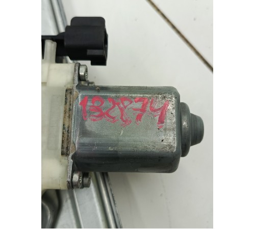 Стеклоподъемник двери передний правый