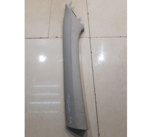 Обшивка передней левой стойки салона