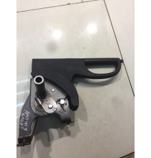 Рычаг стояночного тормоза