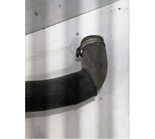 Патрубок системы охлаждения