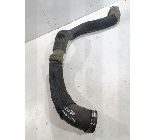 Патрубок системы охлаждения