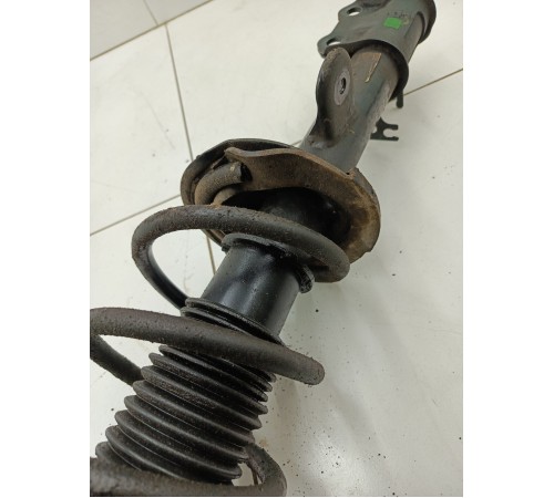 Амортизатор подвески передний правый