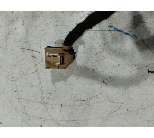 Электропроводка двери передняя левая