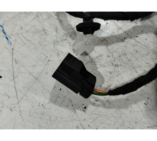 Электропроводка двери передняя левая