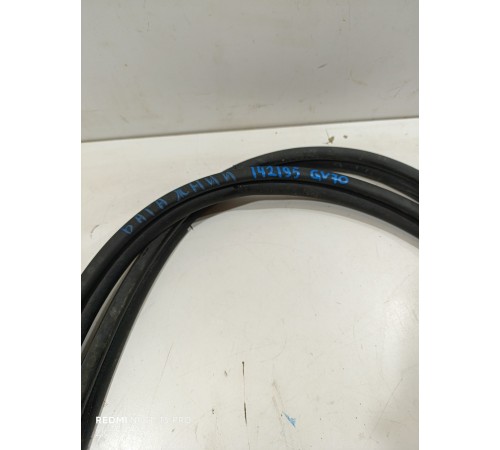 Уплотнитель багажника