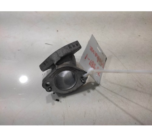 Фланец системы охлаждения двигателя