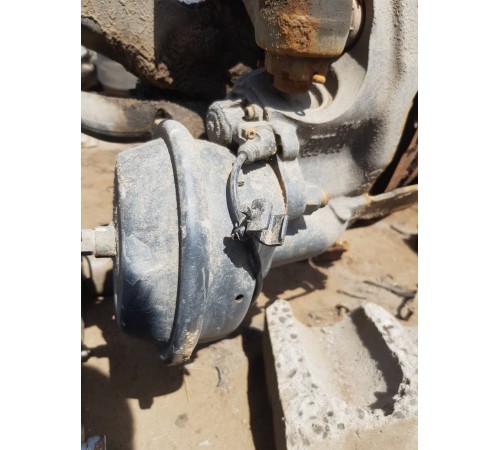 Ступица передняя левая