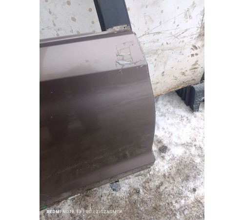 Дверь задняя правая