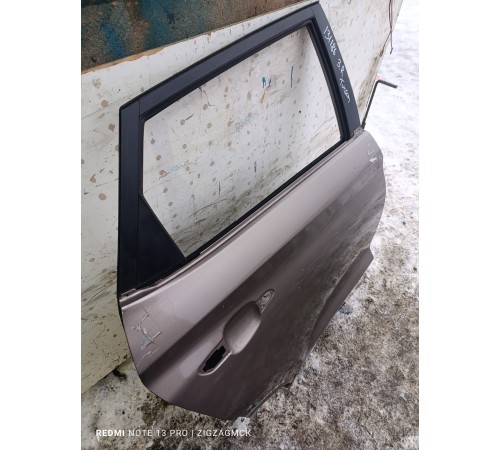 Дверь задняя правая