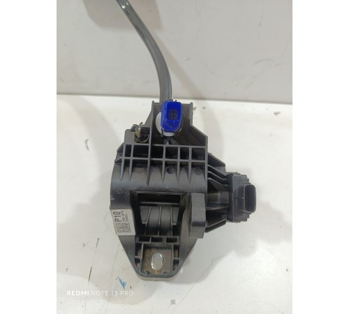 Педаль тормоза