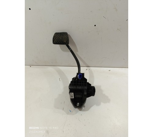 Педаль тормоза