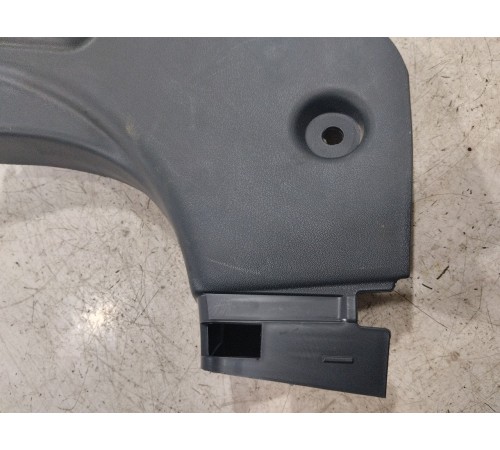 Обшивка передней стойки левая нижняя