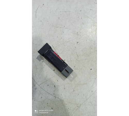 Кнопка отключения открывания багажника