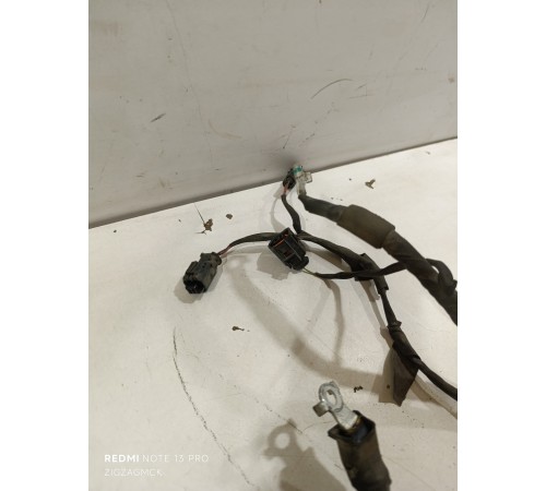 Клемма акуумулятора плюсовая