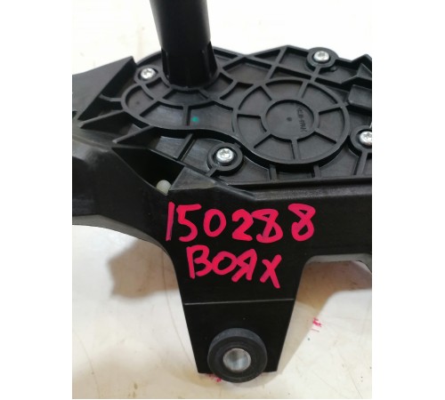 Моторчик стеклоочистителя задний