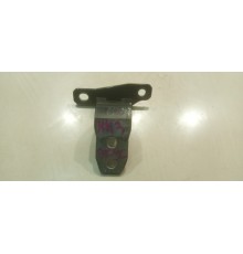 Петля двери (передняя, правая, нижняя)