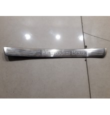 Накладка порога (задняя правая)