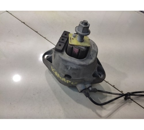 подушка крепления двигателя