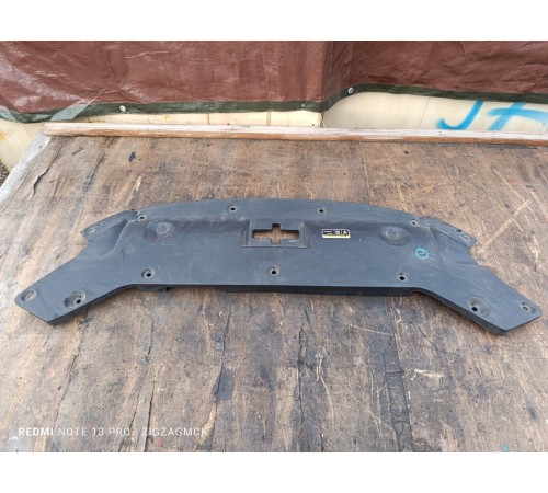 Накладка переднего бампера верхняя