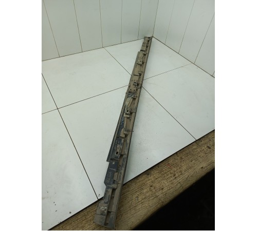 Накладка порога левая