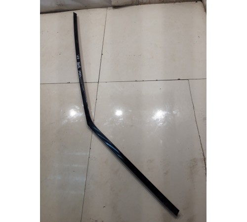 Молдинг двери (передний, правый)