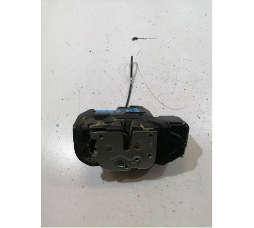 Замок крышки багажника