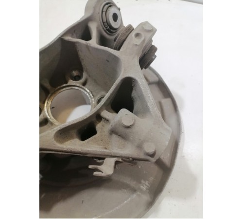 Кулак подвески задний левый, цапфа