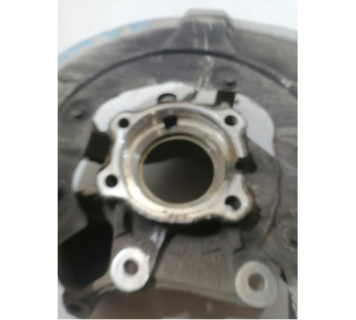 Кулак подвески задний левый, цапфа