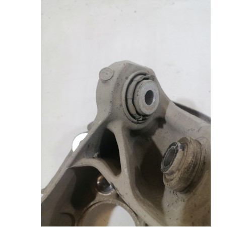 Кулак подвески задний левый, цапфа