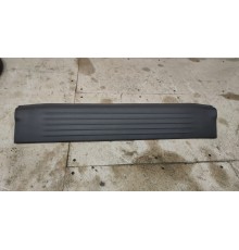 Внутренняя накладка порога передняя левая