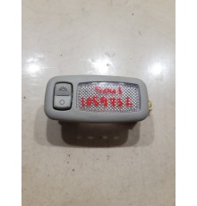 Плафон внутреннего освещения салона левый