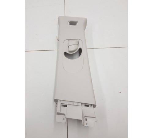 Обшивка центральной стойки левая верхняя