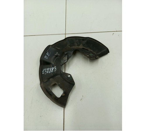 Пыльник кожух тормозного диска передний правый