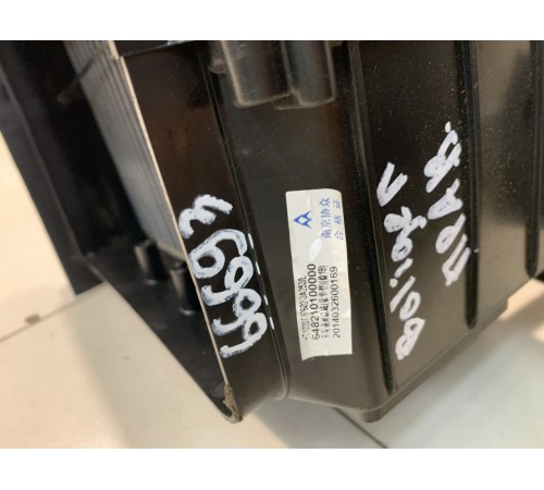 Корпус отопителя (правый)