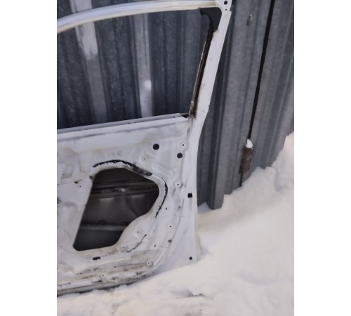 Дверь передняя правая