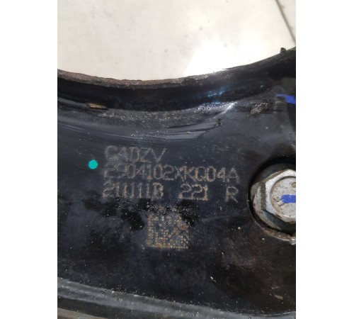 Рычаг подвески передний правый