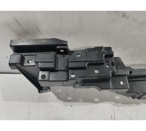 Кронштейн(крепление) полки багажника правый