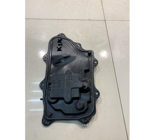 Накладка двери (передняя, левая)