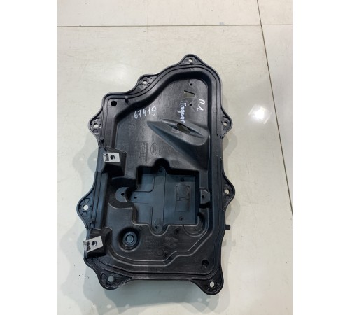 Накладка двери (передняя, левая)