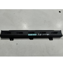 Шторка двери солнцезащитная (задняя правая)