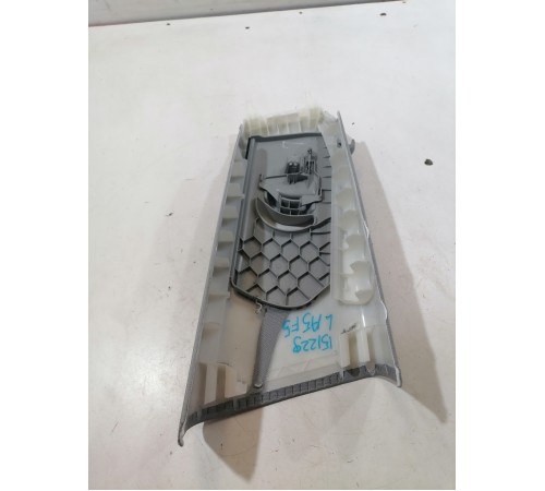 Обшивка центральной стойки левая верхняя