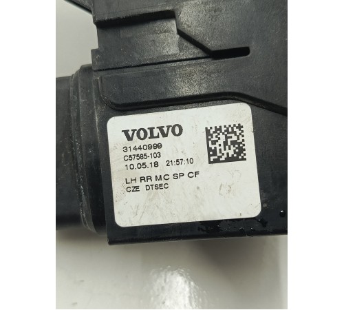 Замок двери задний левый