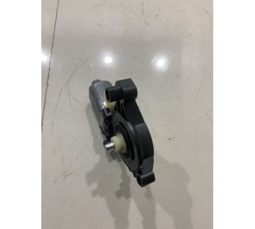 Моторчик стеклоподъемника (передний правый)