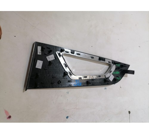 Накладка обшивки двери задняя левая