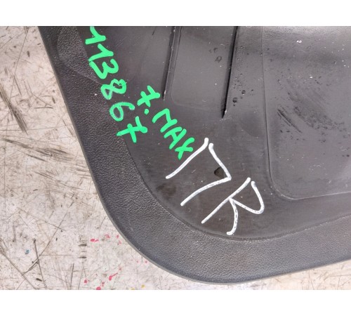 Обшивка стойки передняя правая