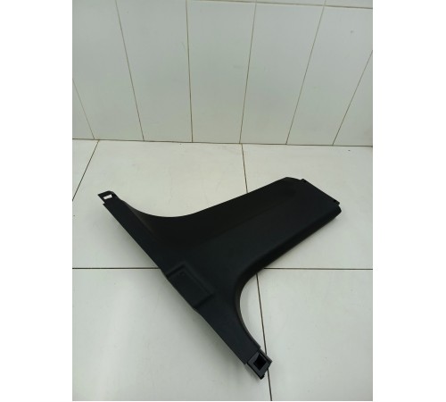 Обшивка центральной стойки правая нижняя