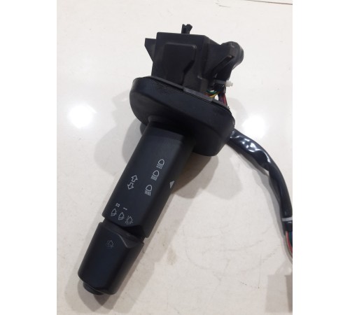 Подрулевой переключатель управления дворниками