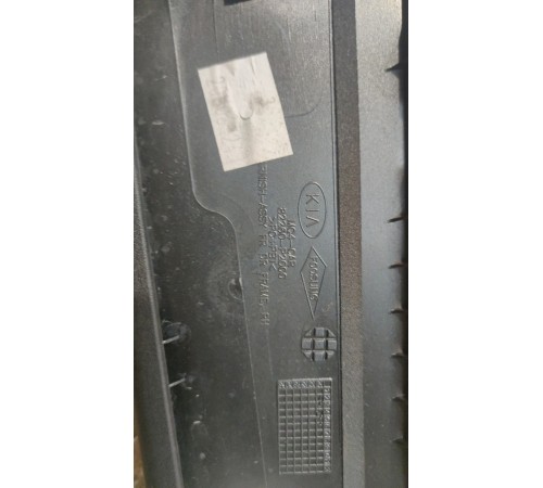 Накладка на дверь передняя правая