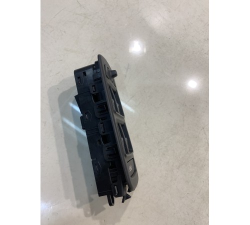 Блок управления стеклоподъемниками