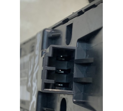 Блок управления стеклоподъемниками